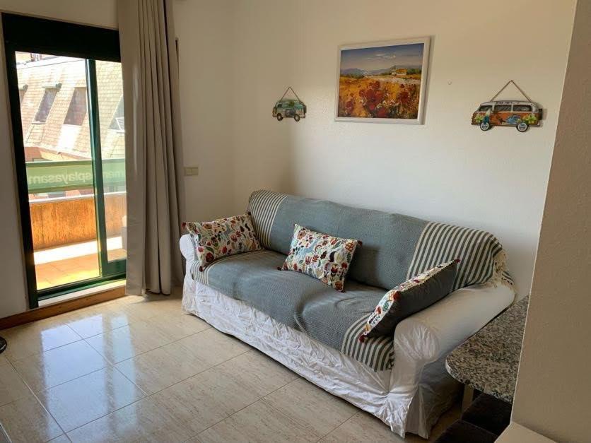 Apartamentos En Playa De Samil Primera Linea De Playa Pe Na Areia Vigo Kültér fotó